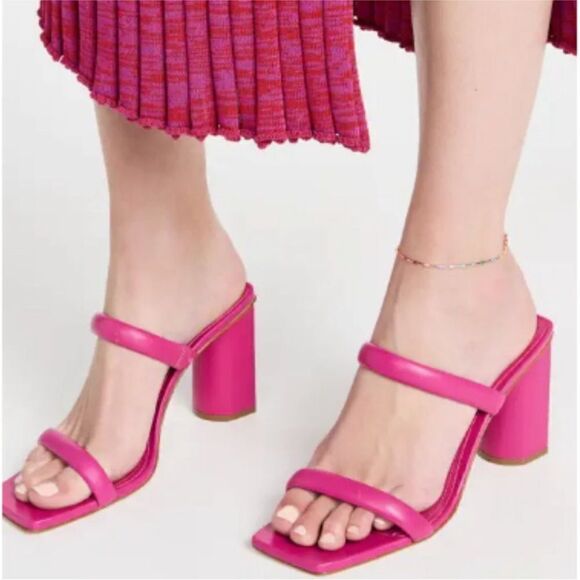 REVOLVE SCHUTZ ULLY Block Heel Sandal in Hot Pink NWOT